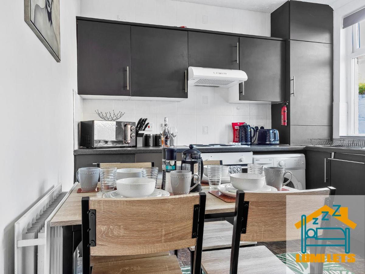 2Br Home In Barrow-In-Furness Sleeps 8 Close To Bae Systems, Hospital, Lakes Zewnętrze zdjęcie