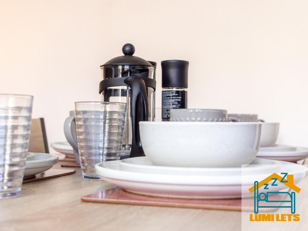 2Br Home In Barrow-In-Furness Sleeps 8 Close To Bae Systems, Hospital, Lakes Zewnętrze zdjęcie
